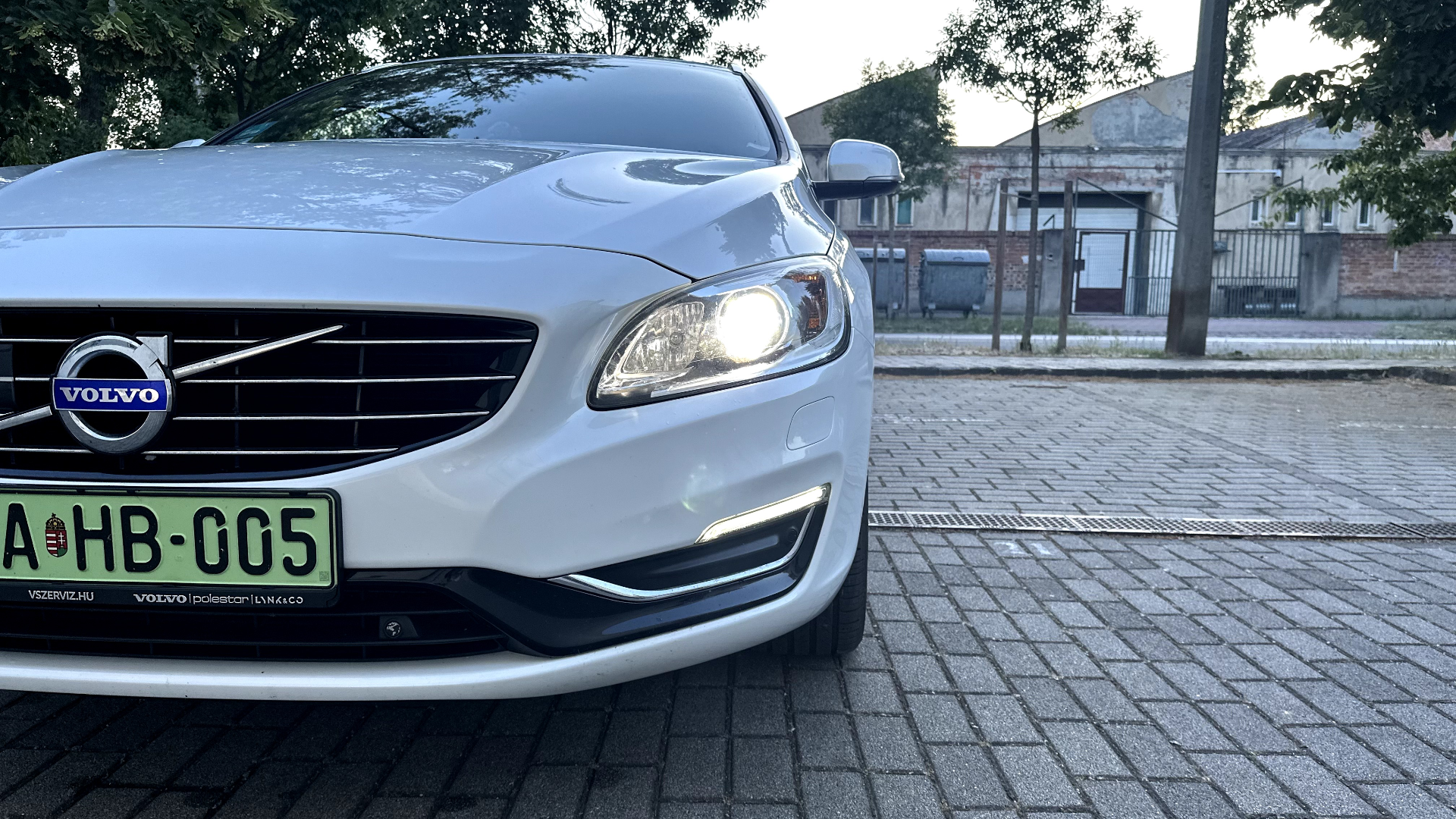 VOLVO V60